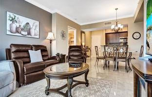 2-bedroom apartments in condo 100 m² in Hallandale Beach for $475,000