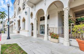 Condo 25 m² in Palm Beach, USA for $410,000