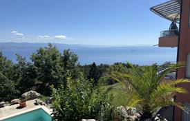 LOVRAN, DOBREĆ — Panoramic paradise above Kvarner — an apartment that will take your breath away for 289,000 €