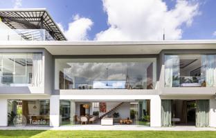 5-bedroom villa 660 m² in Tibubeneng for $1,990,000
