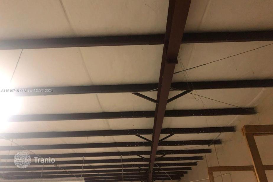 Shop in Florida for Sale, 1,864 m², $2,800,000, ID2344985 — Tranio