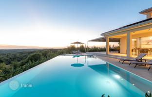 3-bedroom house 255 m² in Motovun for 1,500,000 €