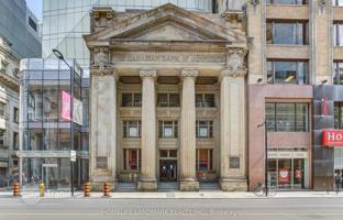 4-bedroom apartment in Yonge Street for C$1,037,000