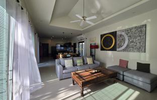 3-bedroom villa 281 m² in Phuket Town for 526,000 €