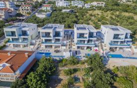 For sale, Makarska, 3 luxury villas, swimming pool for 3,900,000 €