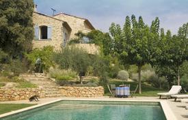 Renovated stone estate with a swimming pool, Saint Antonine du Var, France. Price on request