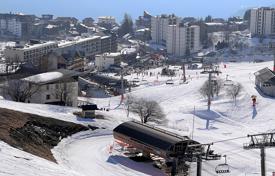 Luxury ski in and out 3 bedroom apartment directly on the piste — COMPLETION END 2024 (A) (AP) for 626,000 €
