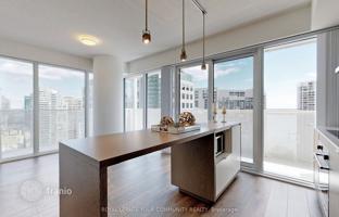 5-bedroom apartment in Harbour Street for C$1,149,000