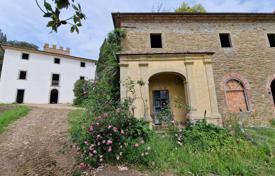 Real estate complex for sale in Monte San Savino Tuscany for 2,800,000 €