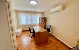 3 bed House Nawamin Sub District for $172,000