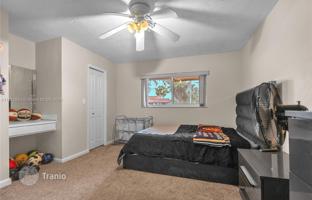 5-bedroom house 366 m² in Hollywood for $1,065,000
