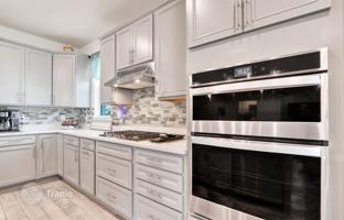 5-bedroom house 424 m² in Florida for $700,000