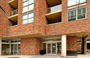 5-bedroom apartment in Saint Clair Avenue West for C$1,031,000