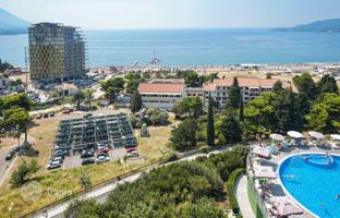 2-bedroom apartment 96 m² in Becici for 365,000 €