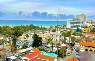 3-bedroom apartment 115 m² in Larnaca for 1,200,000 €
