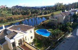 Exclusive apartment overlooking the lake, the mountains and the sea, Benahavis, Costa del Sol, Spain for 240,000 € Exclusive apartment overlooking the lake, the mountains and the sea, Benahavis, Costa del Sol, Spain for 240,000 €