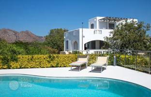 4-bedroom villa 213 m² in Pithari for 875,000 €