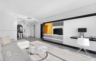 1-bedroom apartments in condo 64 m² in West Avenue for $600,000