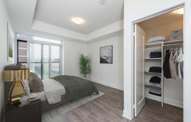 Apartment – Etobicoke, Toronto, Ontario,  Canada for C$875,000