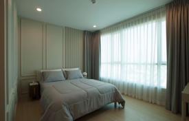 2 bed Condo in Supalai Riva Grande Yan Nawa District for $292,000