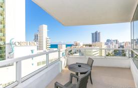 Spacious apartment with ocean views, Miami Beach, Florida, USA for $1,000,000