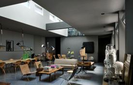 Designer spacious apartment in Porta Venezia area, Milan, Lombardy, Italy for 2,600,000 €