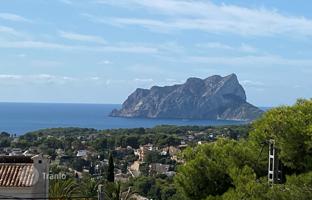 6-bedroom cottage 274 m² in Moraira for 880,000 €