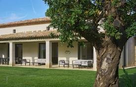 5-bedroom villa in Saint-Tropez for 67,000 € per week