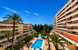 3-bedroom penthouse 370 m² in Marbella for 1,495,000 €