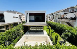 3-bedroom villa 115 m² in Kemer for 32,762,000 TRY