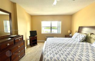 2-bedroom apartments in condo 102 m² in Sunny Isles Beach for $435,000
