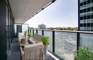 3-bedroom apartment in Old Toronto for C$886,000