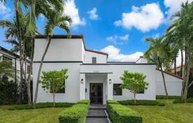 Townhome – Lagorce Drive, Miami Beach, Florida,  USA for $3,950,000