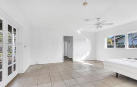 6-bedrooms townhome 367 m² in Palmetto Bay, USA for $1,400,000