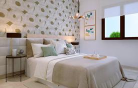 Ground floor apartment with 3 bedrooms and private garden in Villamartín for 247,000 €