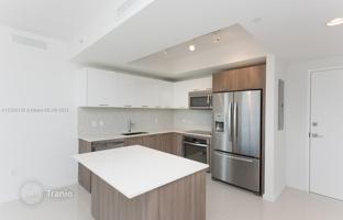 2-bedroom apartments in condo 96 m² in Doral for $538,000