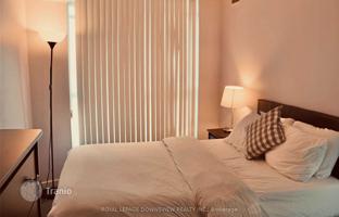 5-bedroom apartment in Dan Leckie Way for C$907,000