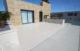 4-bedroom villa 135 m² in San Miguel de Salinas for 630,000 €