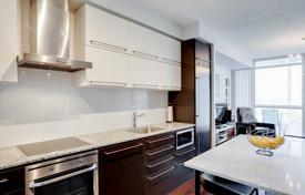 Apartment – Bay Street, Old Toronto, Toronto,  Ontario,   Canada for C$1,004,000
