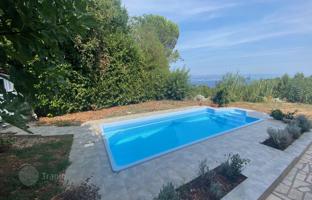 3-bedroom apartment 89 m² in Ika for 315,000 €