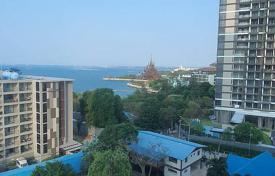 Apartment – Pattaya, Chonburi, Thailand for $184,000