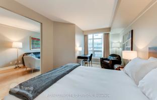 4-bedroom apartment in Blue Jays Way for C$914,000