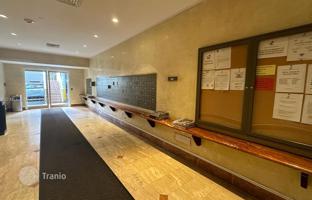 1-bedroom apartments in condo 99 m² in Aventura for $275,000