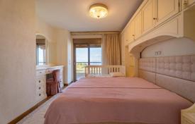4-bedroom villa 185 m² in Pefkochori for 840,000 €