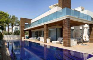 Villa 720 m² in Ramat Gan for $14,576,000