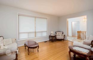 11-bedroom house in North York for C$1,274,000