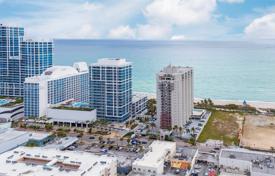 Apartment – Collins Avenue, Miami, Florida,  USA for $779,000