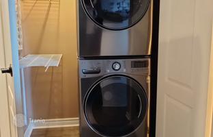 7-bedroom apartment in Maitland Place for C$1,011,000