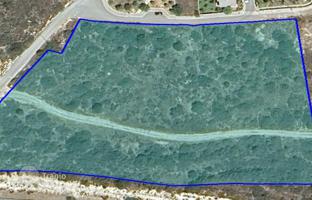 Land plot 13,335 m² in Agios Tychonas for 2,100,000 €