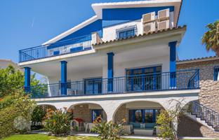 Three-level villa with a pool, a guest house and beautiful views in Sitges, Catalonia, Spain for 2,000,000 €